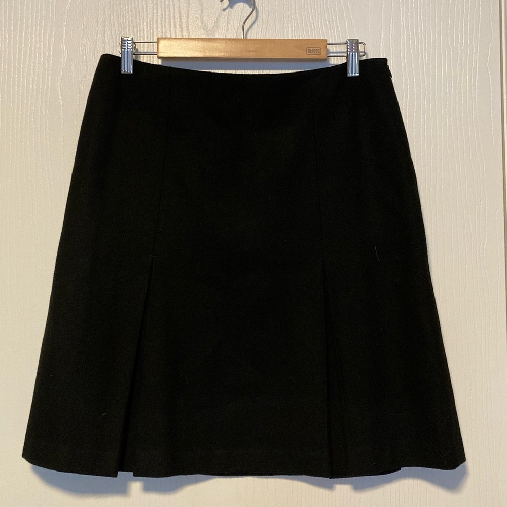 Club Monaco | Pleated wool-blend suiting skirt.